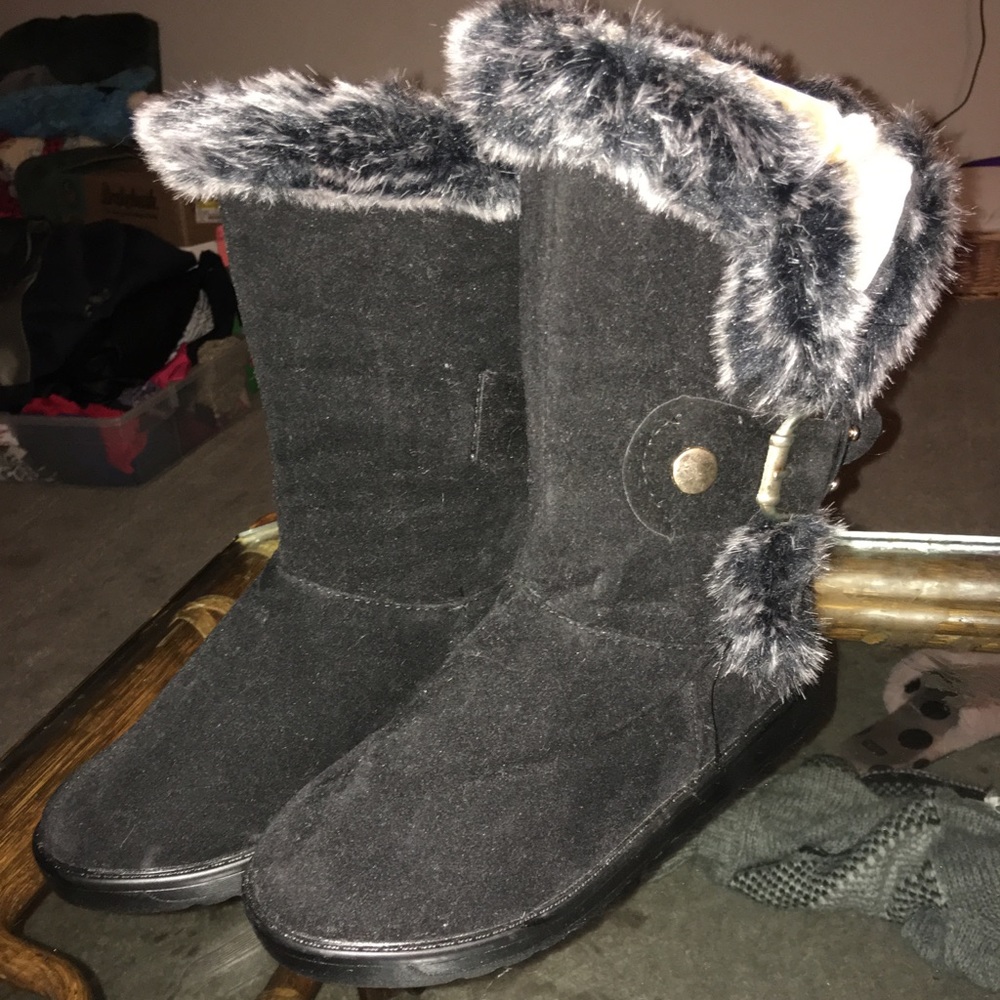 Fashionable winter boots